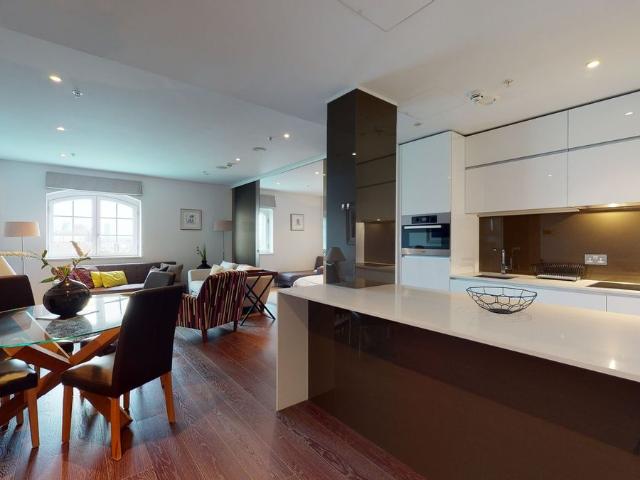 House for rent in St Clement Danes, Greater London