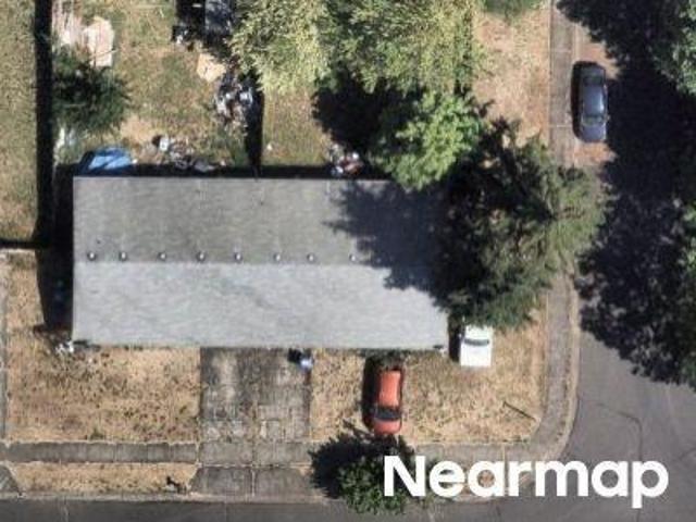 House for sale in Danebo, Eugene