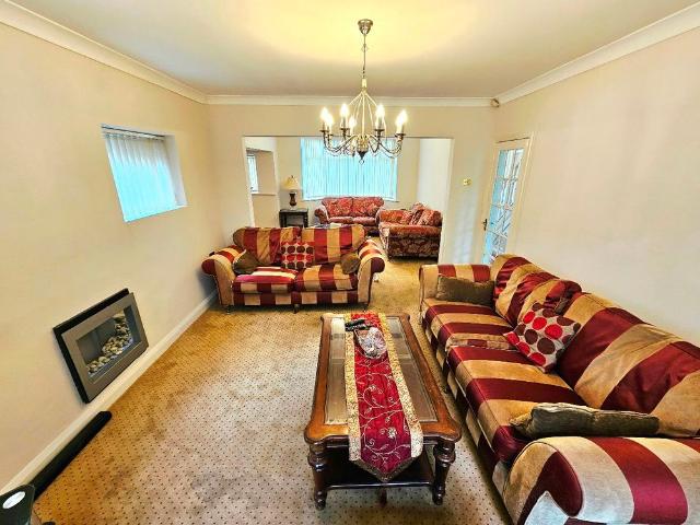 House for rent in Gatley, Greater Manchester