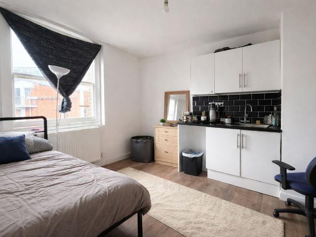 Studio for rent in South Hackney, Greater London