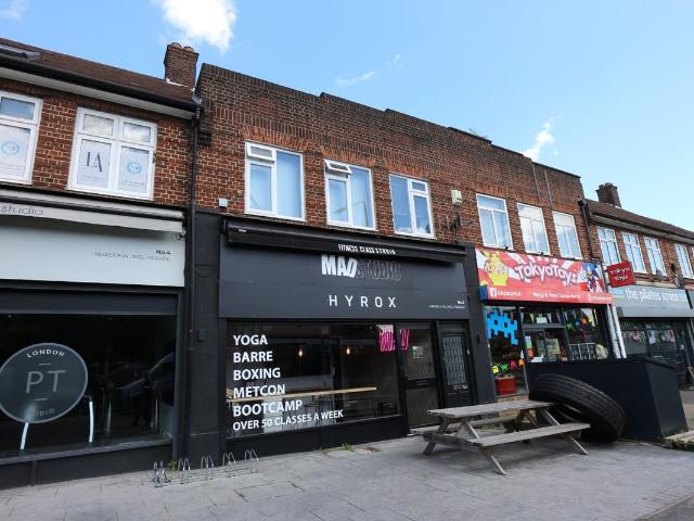 House for rent in Longlands, Greater London