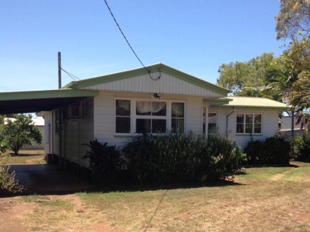 House for rent in Mareeba Town Centre Core, Mareeba