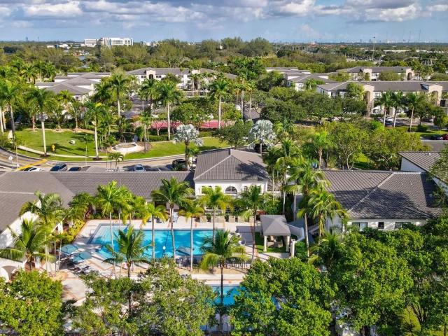 Apartment for rent in Pembroke Pines, Florida