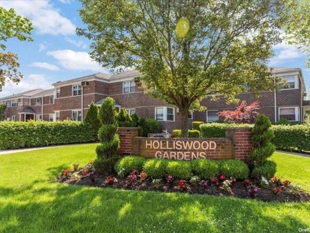 House for sale in Queens, Arverne