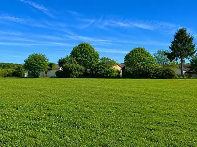 Terrain vente à Nontron, Mareuil