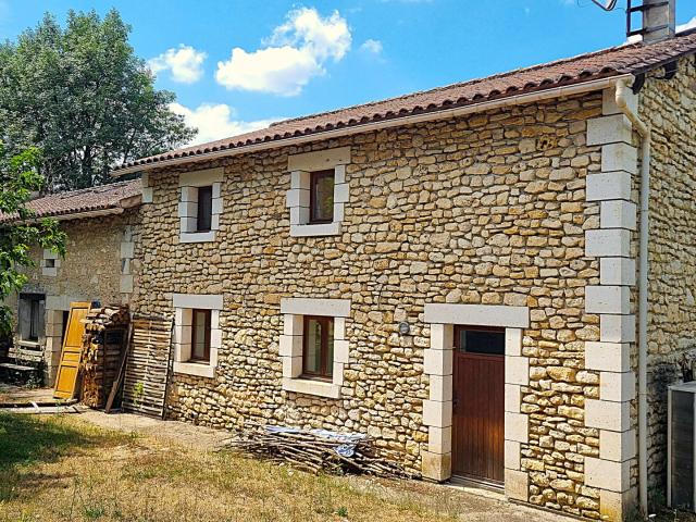 Maison vente à Nontron, Mareuil