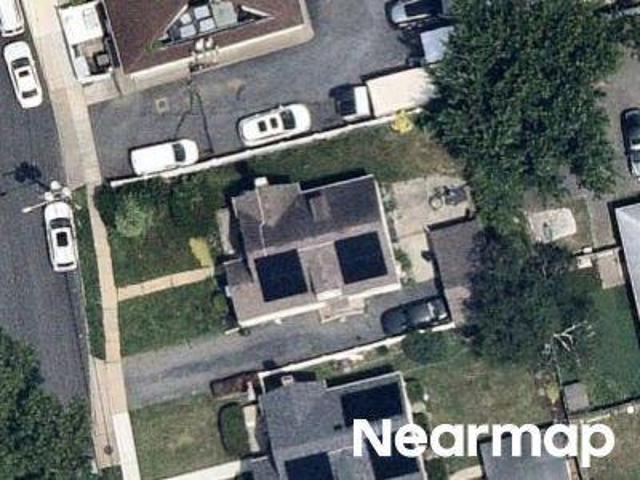 House for sale in Bellmore, New York