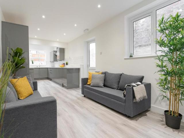 Room for rent in Somers Town, City Of Portsmouth