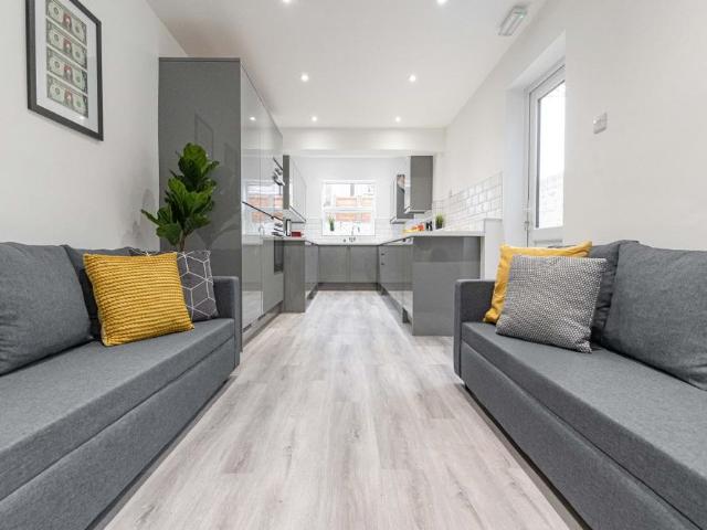 Room for rent in Somers Town, City Of Portsmouth