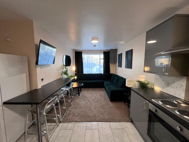 Room for rent in Westwood, Acol