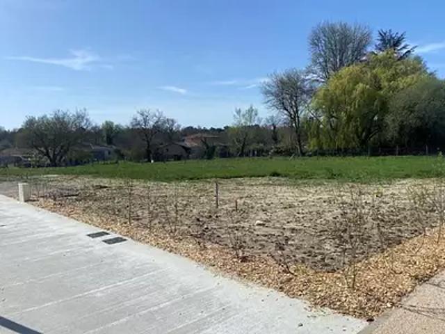 Terrain vente à France métropolitaine, Margaux