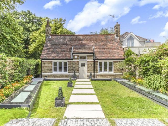 House for rent in West Kensington, Greater London