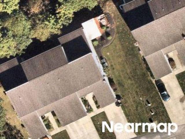 Townhouse for sale in Bedford, Ohio