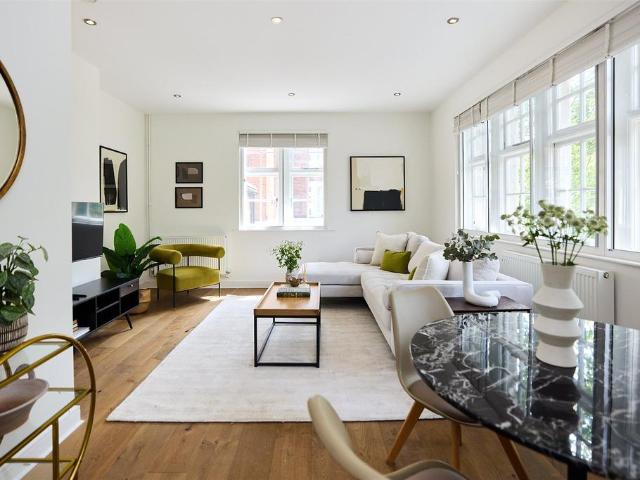 Apartment for rent in Camberwell, Greater London