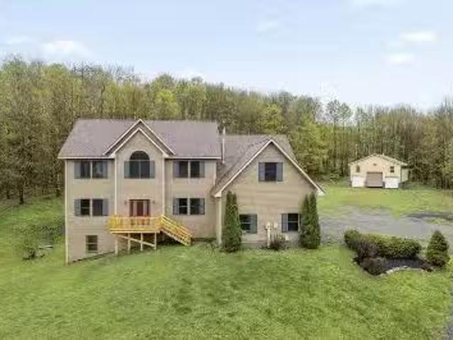 House for sale in Cortland