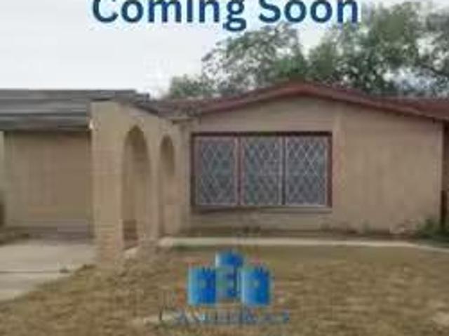 House for sale in Beeville