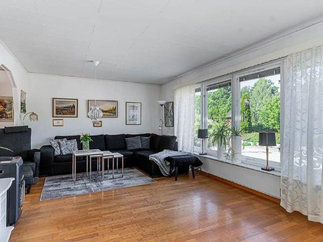 Hus hyra i Sundtorp, Mellösa