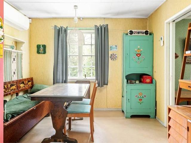 Hus till salu i Bro, Stockholm