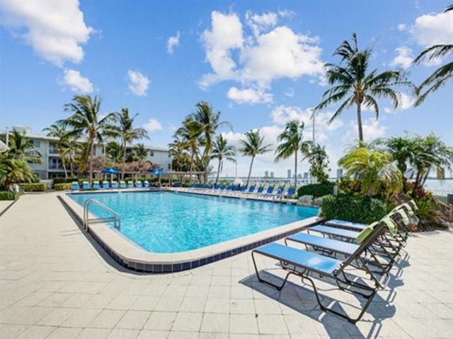 Apartment for rent in Lake Park