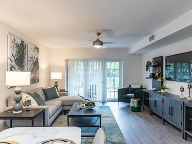 Apartment for rent in Lake Park