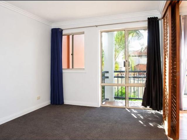 Townhouse for rent in Fernbrook, Queensland