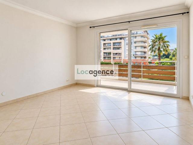 Appartement location à Le Cottage, Mandelieu-la-Napoule