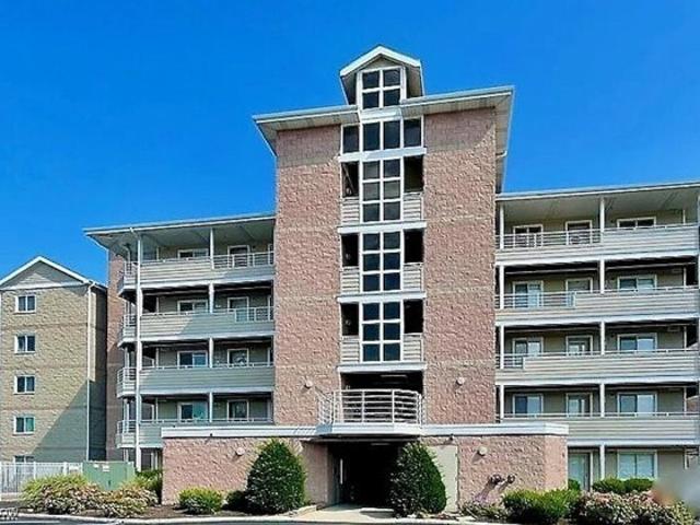 Condo for sale in Sandusky