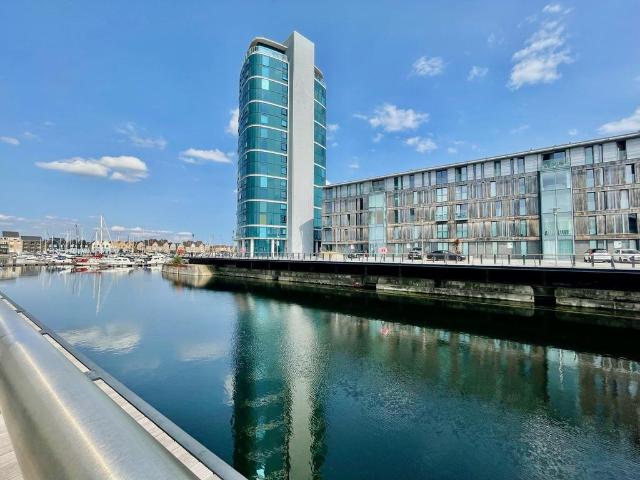 Apartment for rent in Brompton, Gillingham