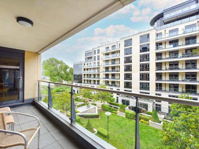 Apartment for rent in Imperial Wharf, Greater London