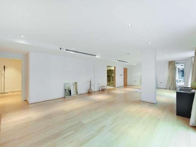 Apartment for rent in Imperial Wharf, Greater London