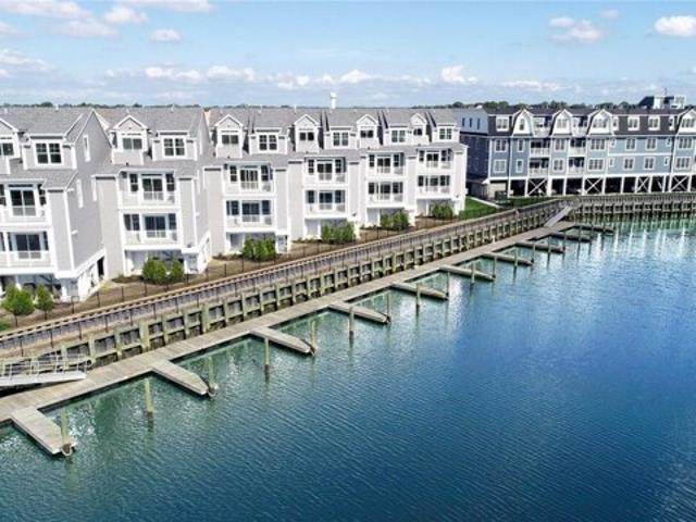 Condo for sale in East Rockaway