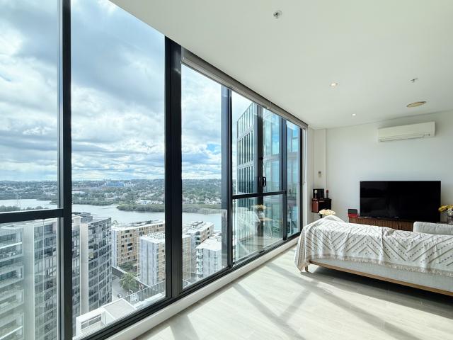 Apartment for rent in Wentworth Point, Sydney