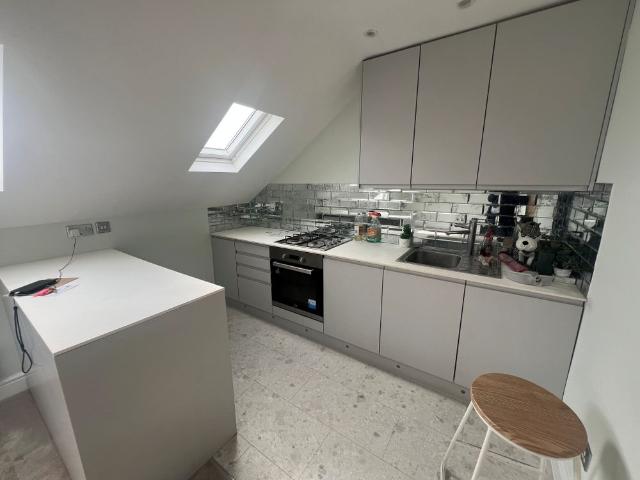Apartment for rent in West Marina, Guestling Green