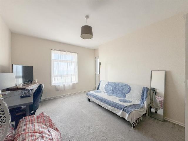 Apartment for rent in St Leonards Green, Guestling Green