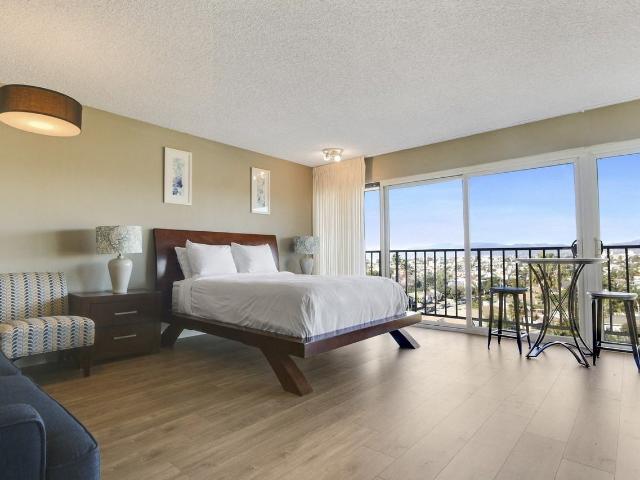 Apartment for rent in Canoga Park, California