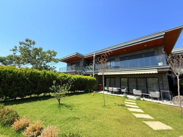 Kuşadasi, Aydin içerisinde satılık Residence