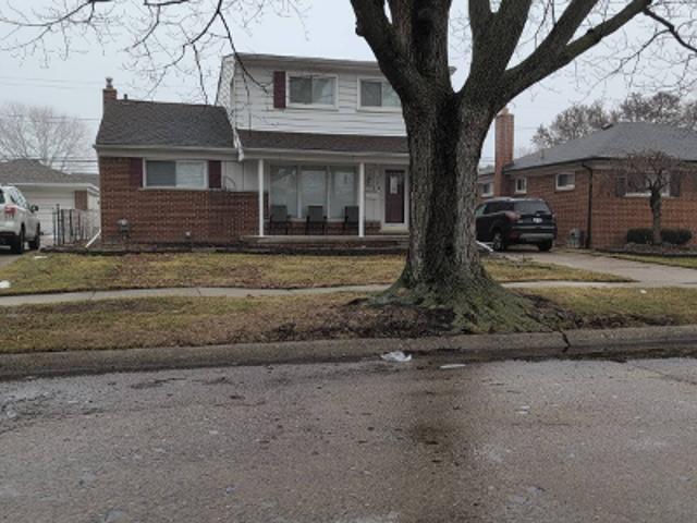 House for sale in Eastpointe, Michigan