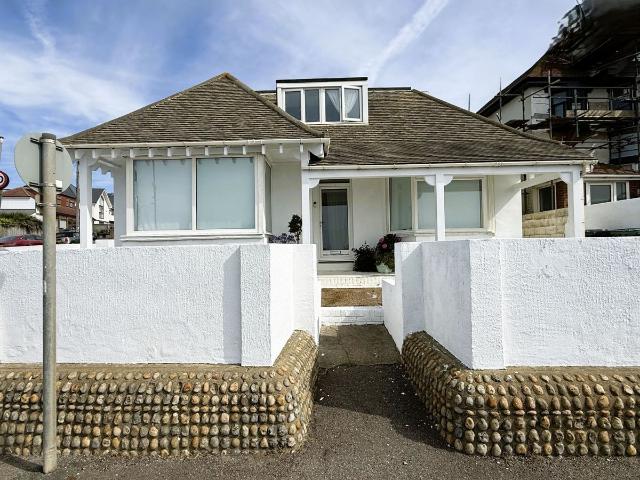 Apartment for rent in Rottingdean