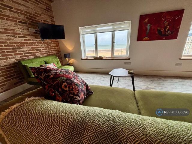 Apartment for rent in Westbrook, Acol