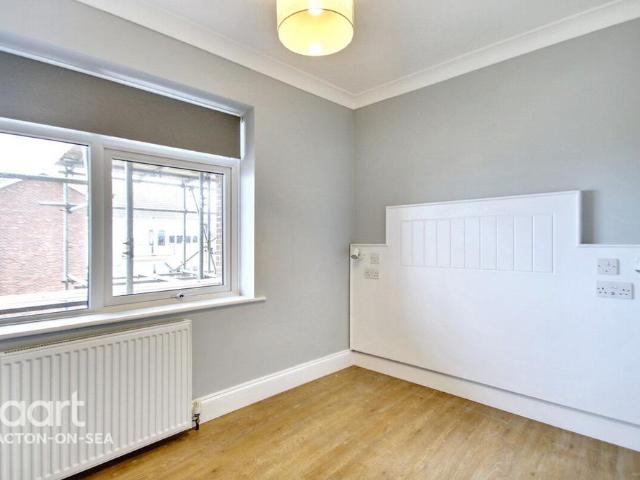 Apartment for rent in Holland-on-Sea, Dale Hill