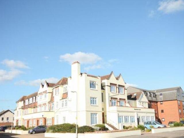 House for rent in Holland-on-Sea, Dale Hill