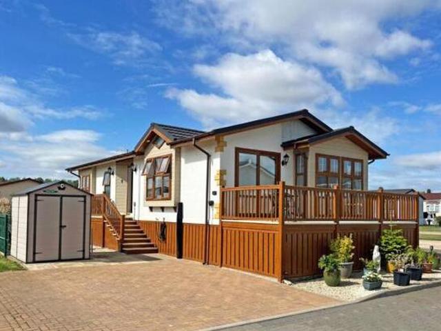 House for sale in Hampton Green, Cambridgeshire