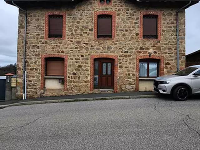 Maison vente à Montbrison, Maringes