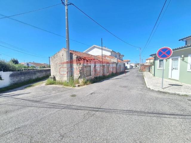 Casa venda em Marinha Grande, Leiria