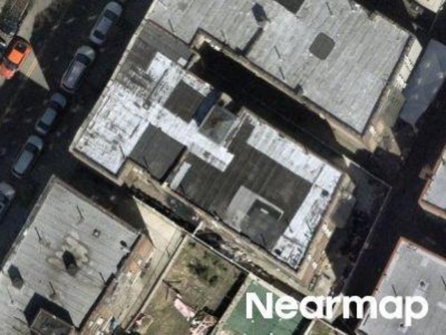 House for sale in The Bronx, Arverne