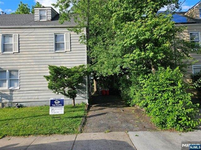 House for sale in Cliffside Park, New Jersey