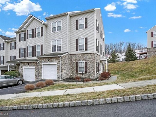 Condo for sale in York