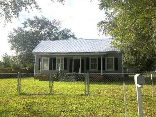 House for sale in Pierce, Georgia