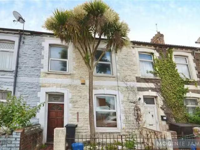 House for sale in Spott