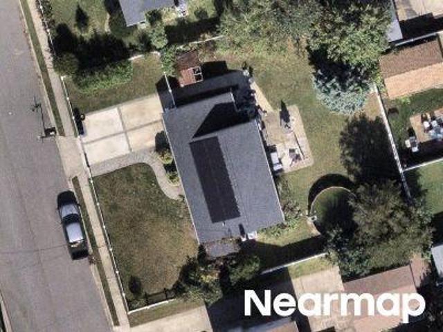 House for sale in Copiague, Town of Babylon